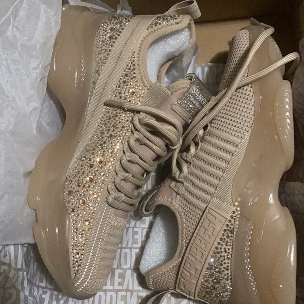Sneaker